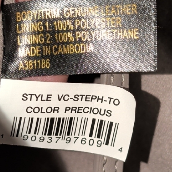 Vince Camuto Convertible Lamb Leather Pleated Tote - Steph bag - Picture 6 of 8